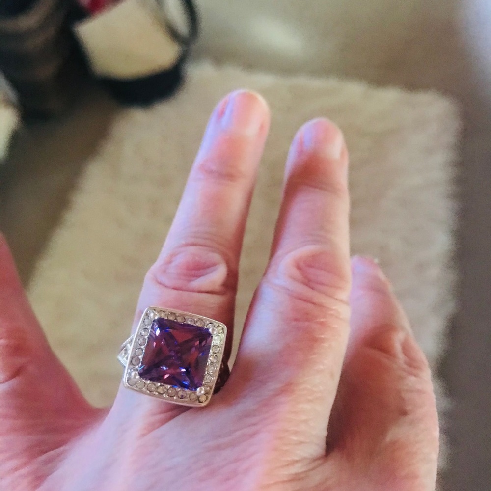 Beautiful Light Amethyst ๐๐๐๐ฝ๐ผ - Picture 2 of 8